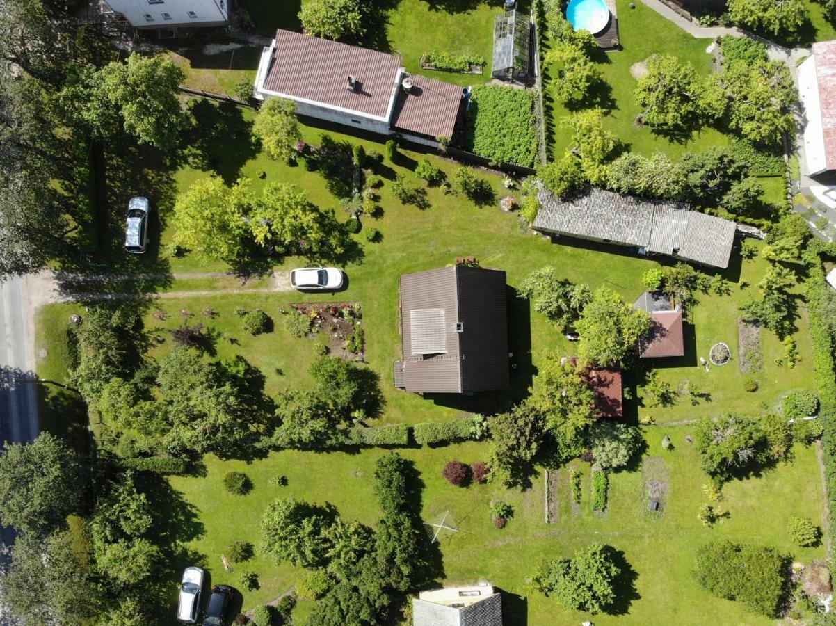 Cozy Summer House With Free Parking Near City Center & Beach Kuressaare Extérieur photo